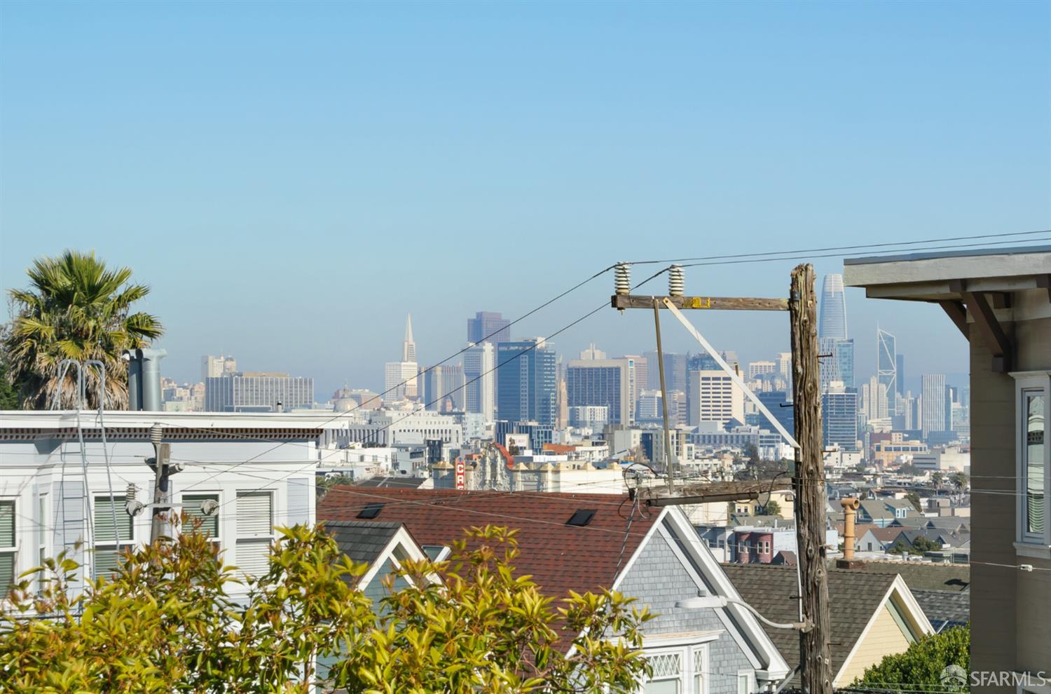 Detail Gallery Image 10 of 36 For 214 Eureka St, San Francisco,  CA 94114 - 2 Beds | 1 Baths