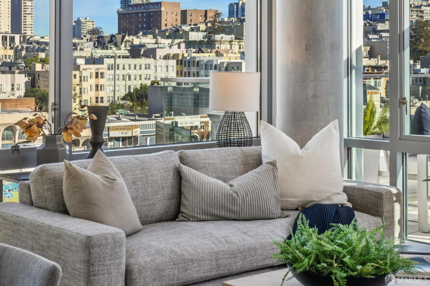 Photo #6: 426097090 Listing: Photo #6