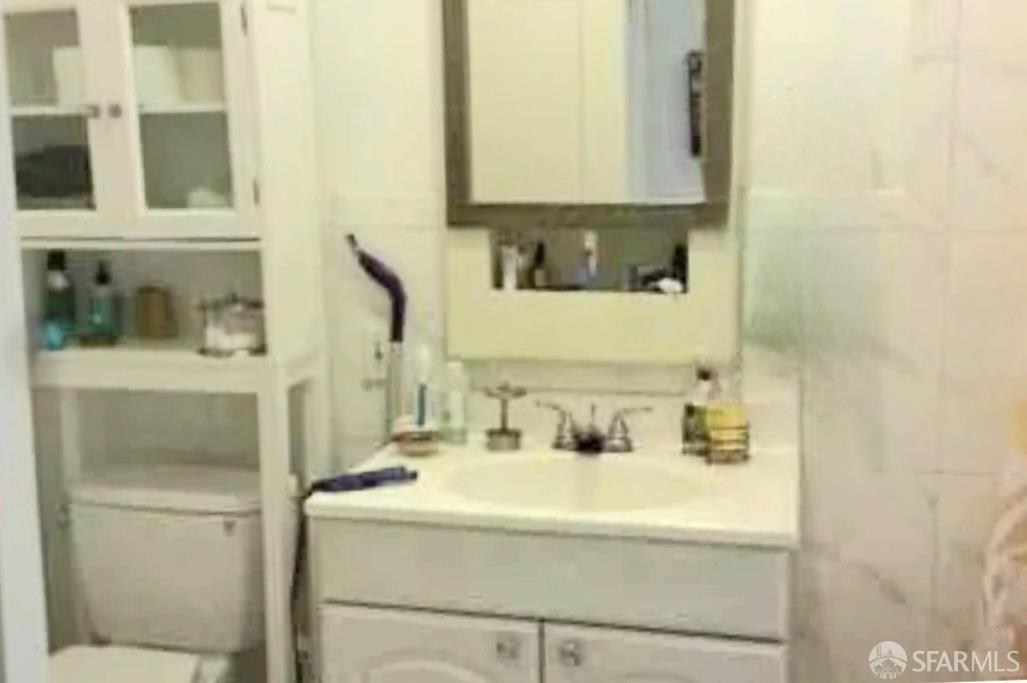 Detail Gallery Image 8 of 22 For 363 22nd Ave, San Francisco,  CA 94121 - 2 Beds | 1 Baths