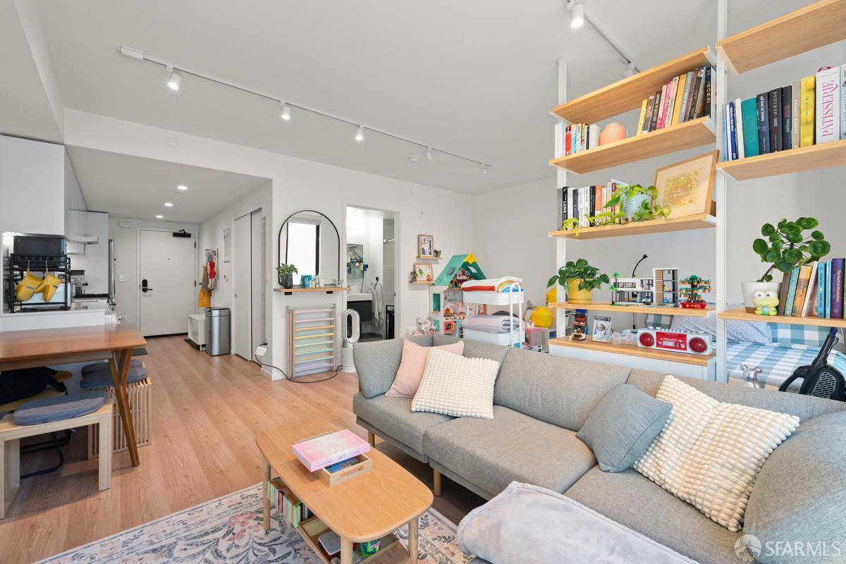 Detail Gallery Image 8 of 16 For 100 Duboce Ave #306,  San Francisco,  CA 94103 - 0 Beds | 1 Baths