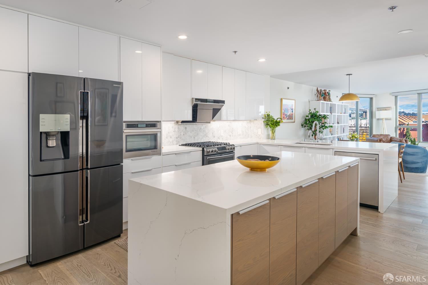 Detail Gallery Image 8 of 29 For 219 Brannan St 4g,  San Francisco,  CA 94107 - 3 Beds | 3 Baths