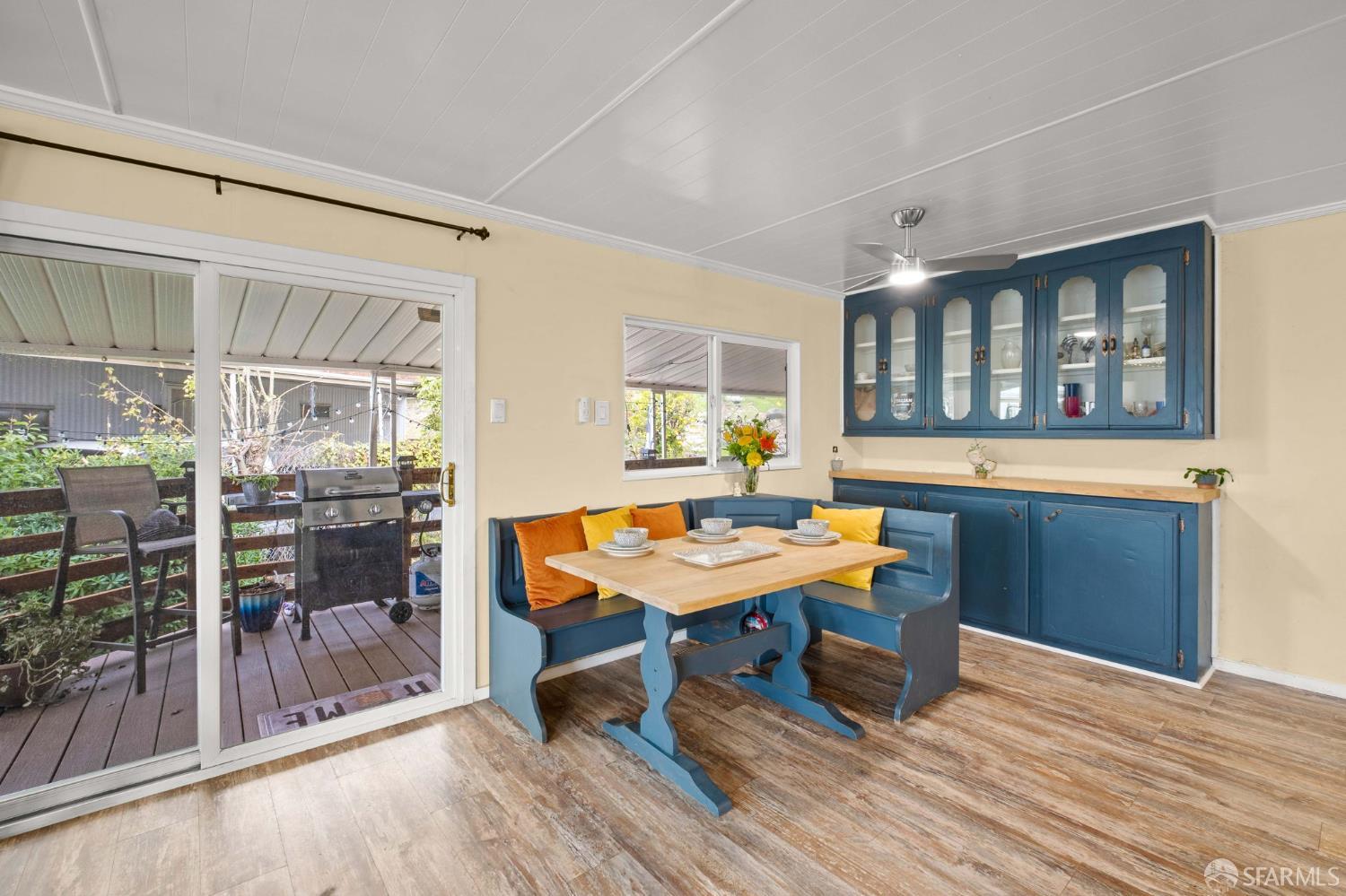 Detail Gallery Image 8 of 23 For 42 Galloway Dr, Concord,  CA 94518 - 3 Beds | 2 Baths