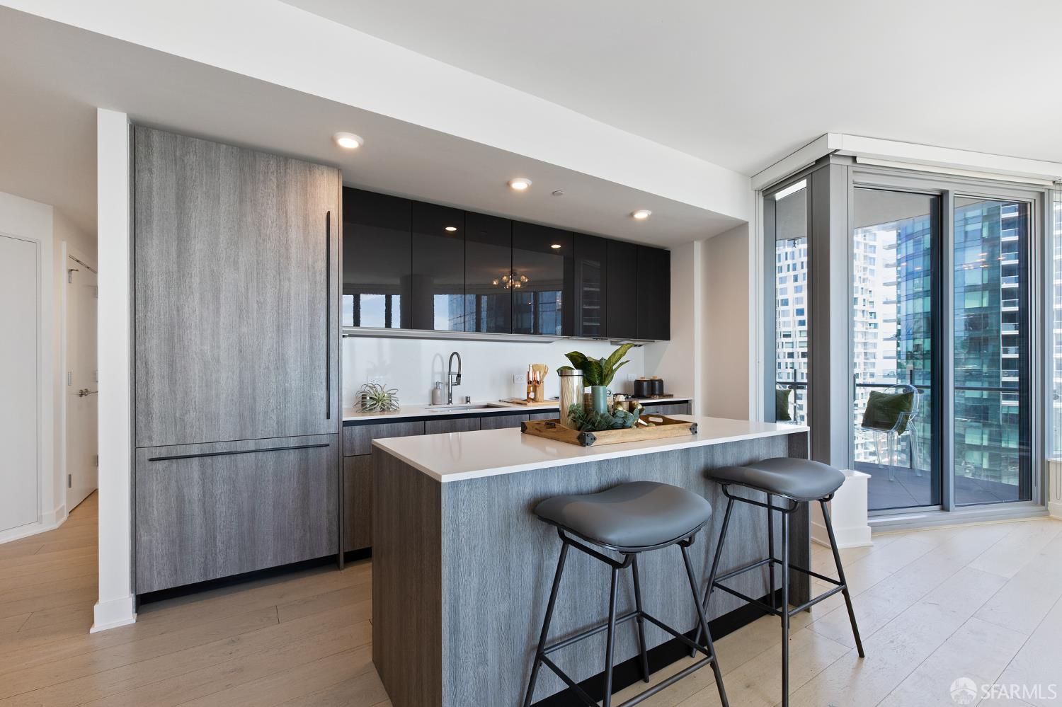 Detail Gallery Image 9 of 46 For 201 Folsom St 16e,  San Francisco,  CA 94105 - 2 Beds | 2 Baths