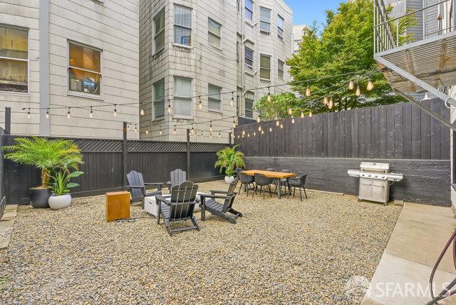 Detail Gallery Image 30 of 32 For 953 Leavenworth St, San Francisco,  CA 94109 - 3 Beds | 2 Baths