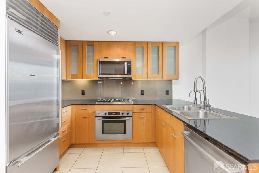 Detail Gallery Image 5 of 19 For 333 1st St #2003,  San Francisco,  CA 94105 - 1 Beds | 1 Baths