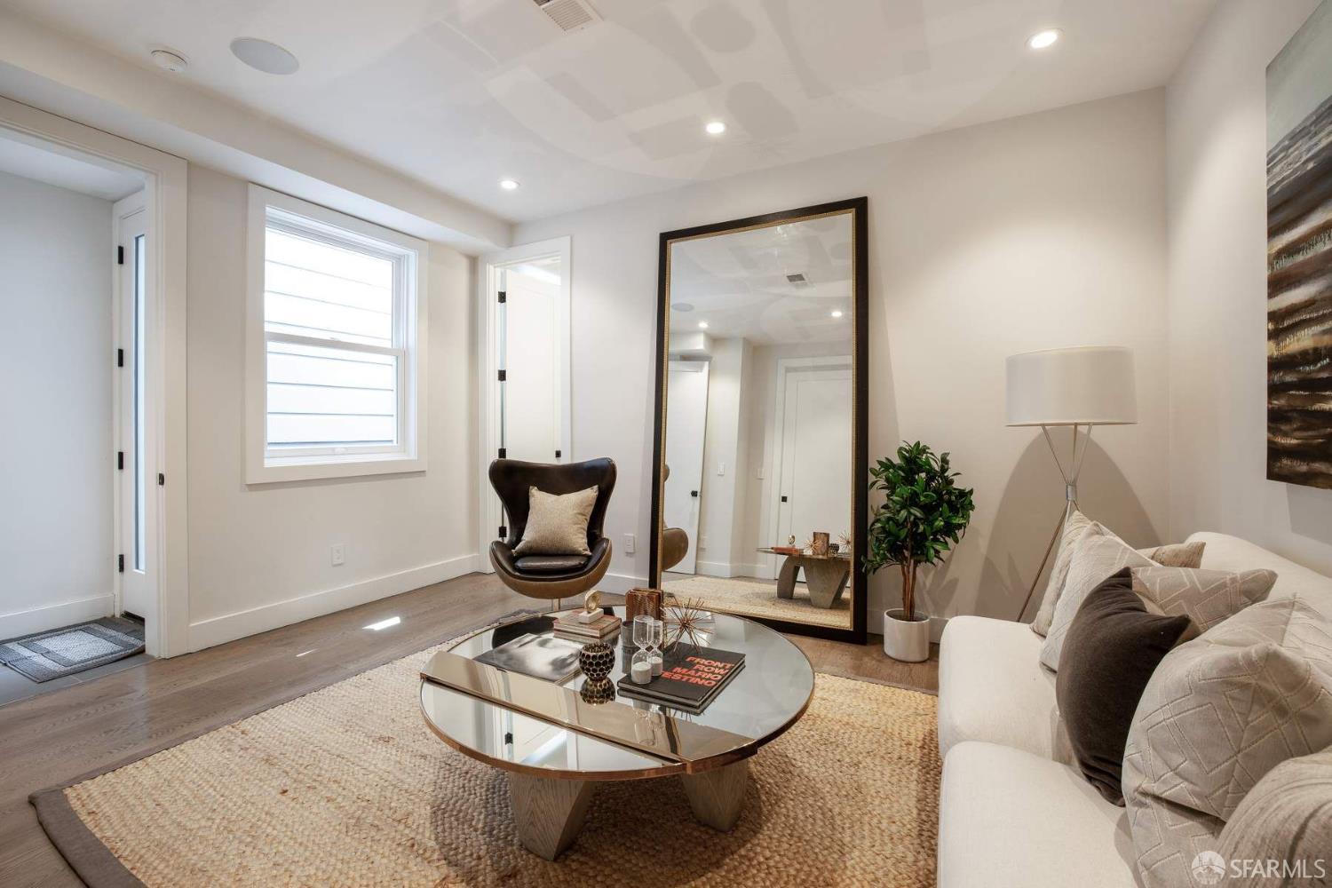 Detail Gallery Image 13 of 21 For 903 Minnesota St, San Francisco,  CA 94107 - 4 Beds | 3 Baths