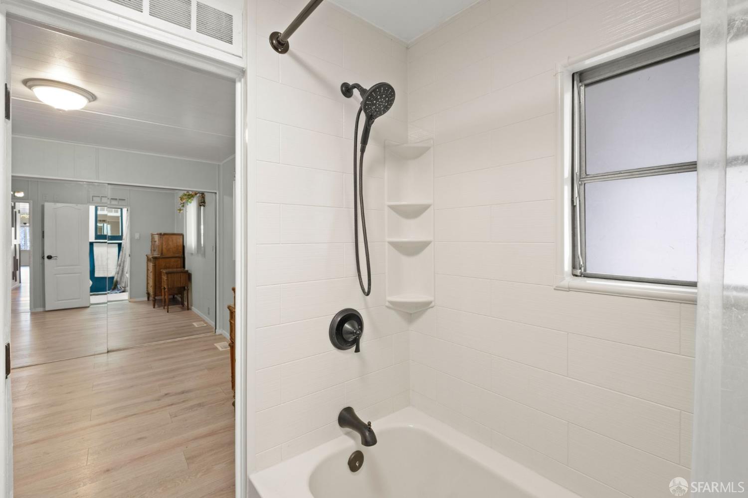 Detail Gallery Image 18 of 23 For 42 Galloway Dr, Concord,  CA 94518 - 3 Beds | 2 Baths