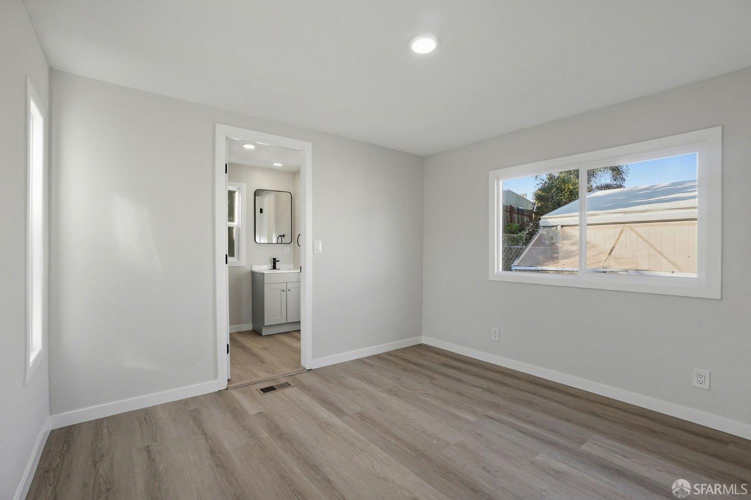 Detail Gallery Image 16 of 46 For 744 Treasure Dr, Bay Point,  CA 94565 - 2 Beds | 2 Baths