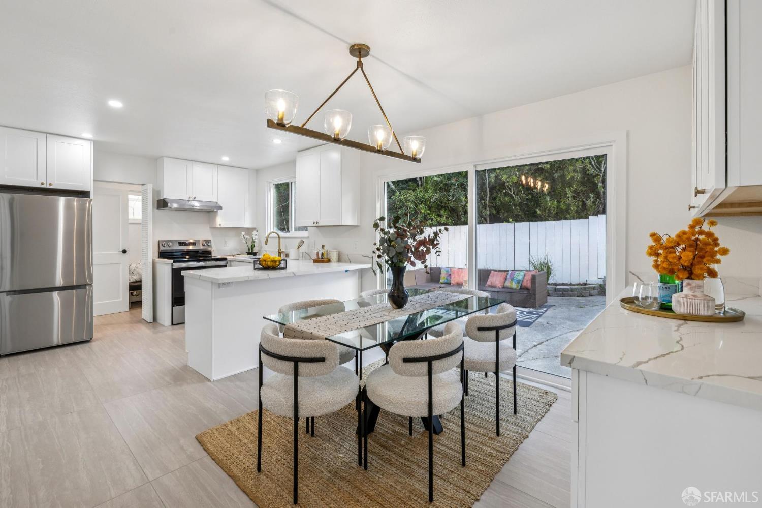 Detail Gallery Image 24 of 71 For 663 Foothill Dr, Pacifica,  CA 94044 - 3 Beds | 1/1 Baths