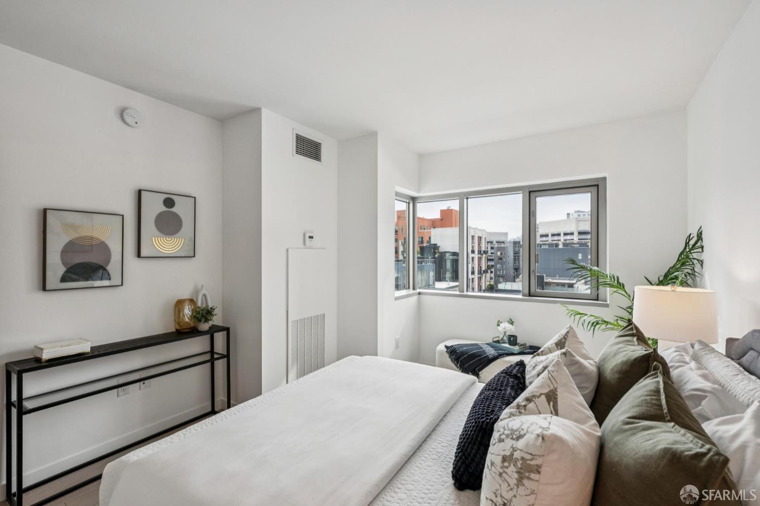 Photo #10: 425091395 Listing: Photo #10