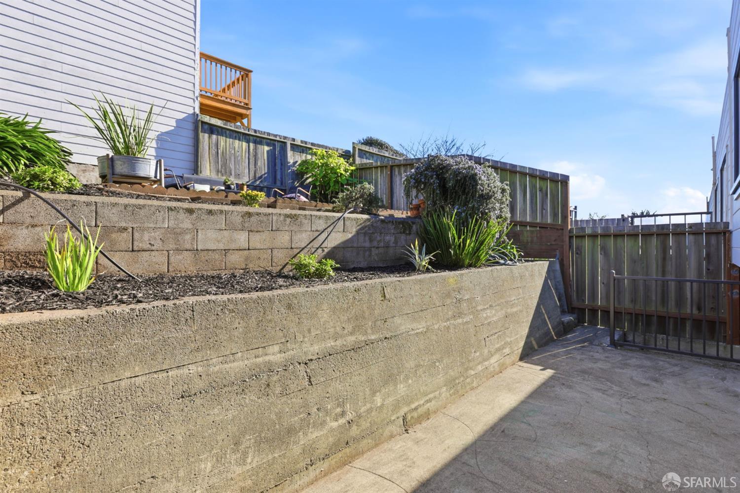 Detail Gallery Image 36 of 40 For 2006 31st Ave, San Francisco,  CA 94116 - 2 Beds | 1 Baths