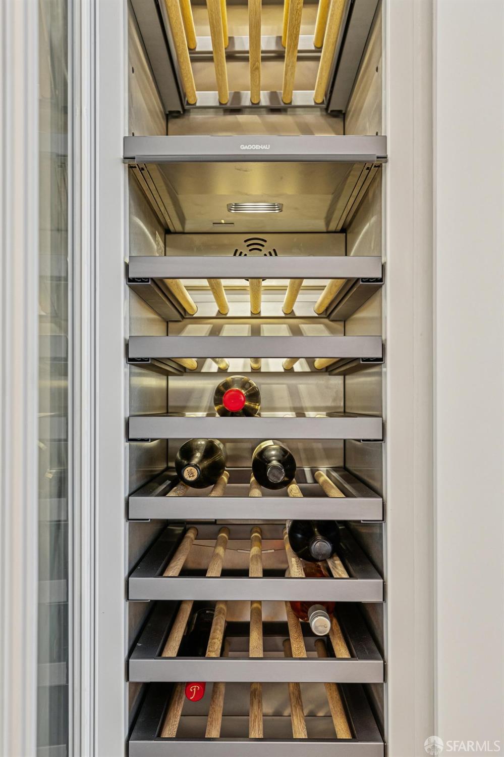 Detail Gallery Image 14 of 43 For 1 Steuart Ln #201,  San Francisco,  CA 94105 - 2 Beds | 2 Baths