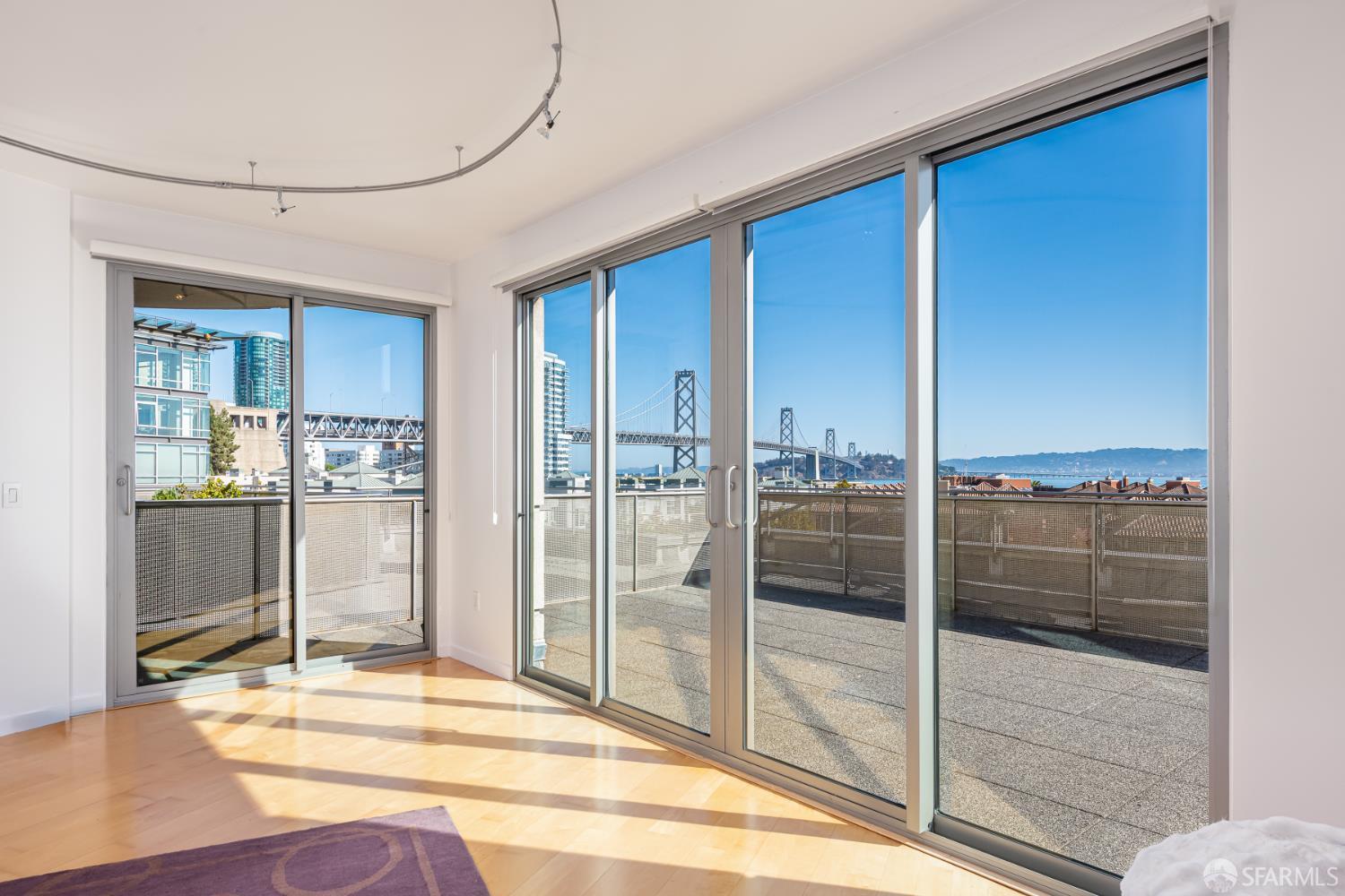 Detail Gallery Image 9 of 42 For 219 Brannan St 5g,  San Francisco,  CA 94107 - 2 Beds | 2 Baths