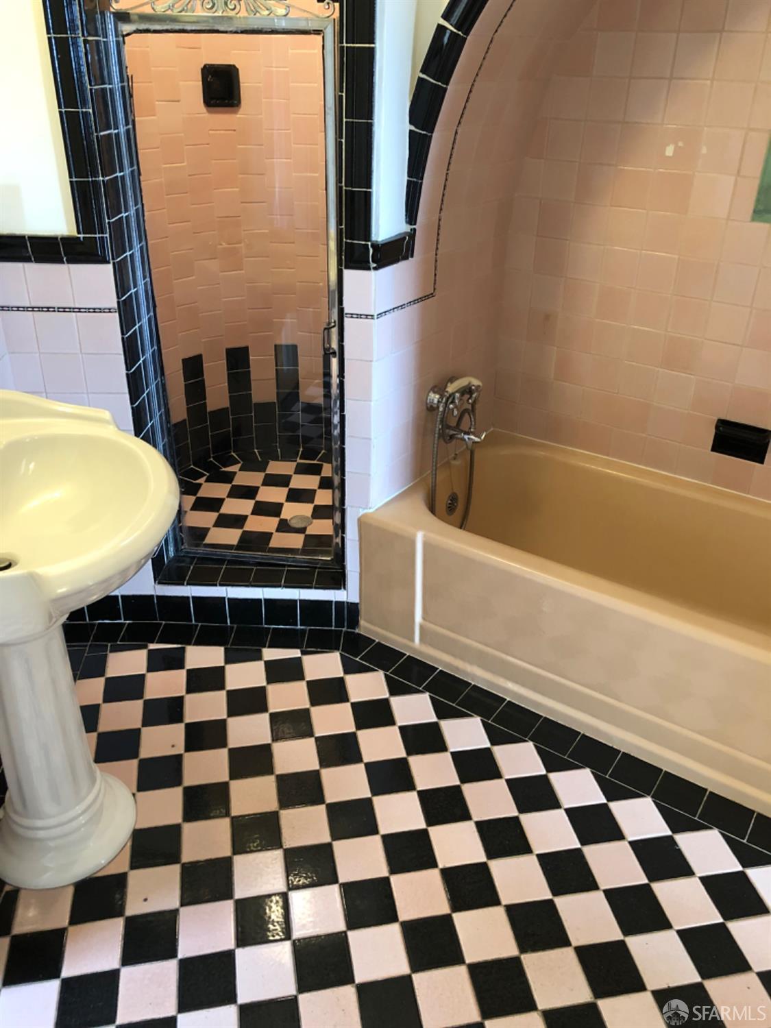 Detail Gallery Image 31 of 55 For Address Is Not Disclosed, San Francisco,  CA 94122 - 4 Beds | 2 Baths