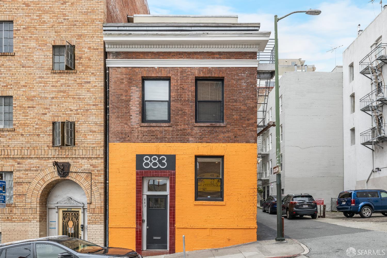 883 Sacramento Street
