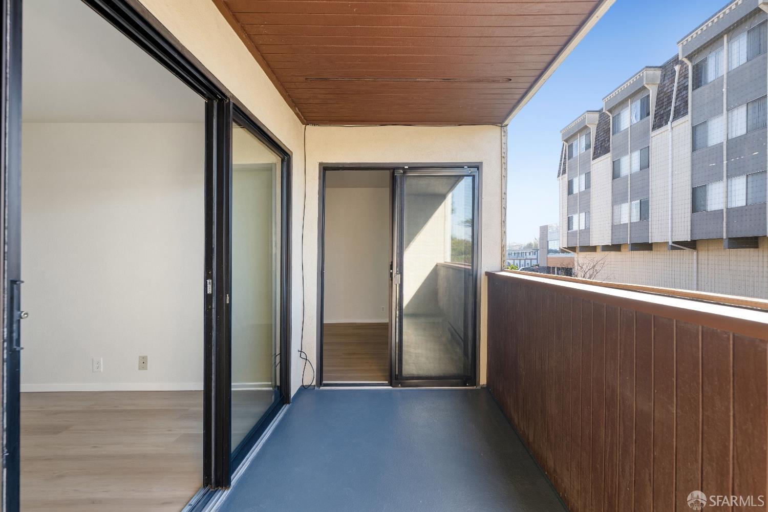 Detail Gallery Image 9 of 19 For 455 El Camino Real #307,  South San Francisco,  CA 94080 - 1 Beds | 1 Baths