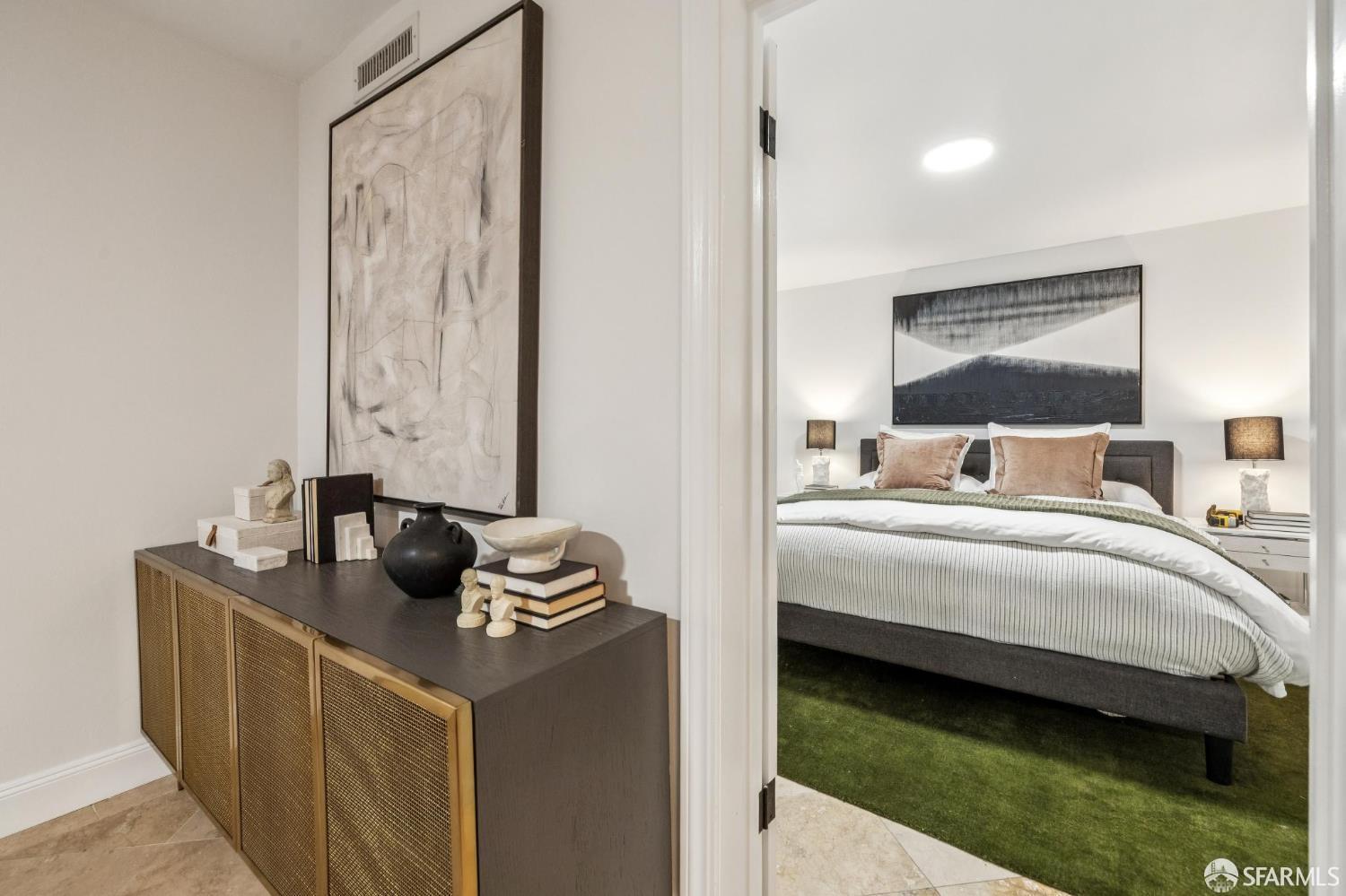 Detail Gallery Image 78 of 89 For 729 Douglass St, San Francisco,  CA 94114 - – Beds | – Baths