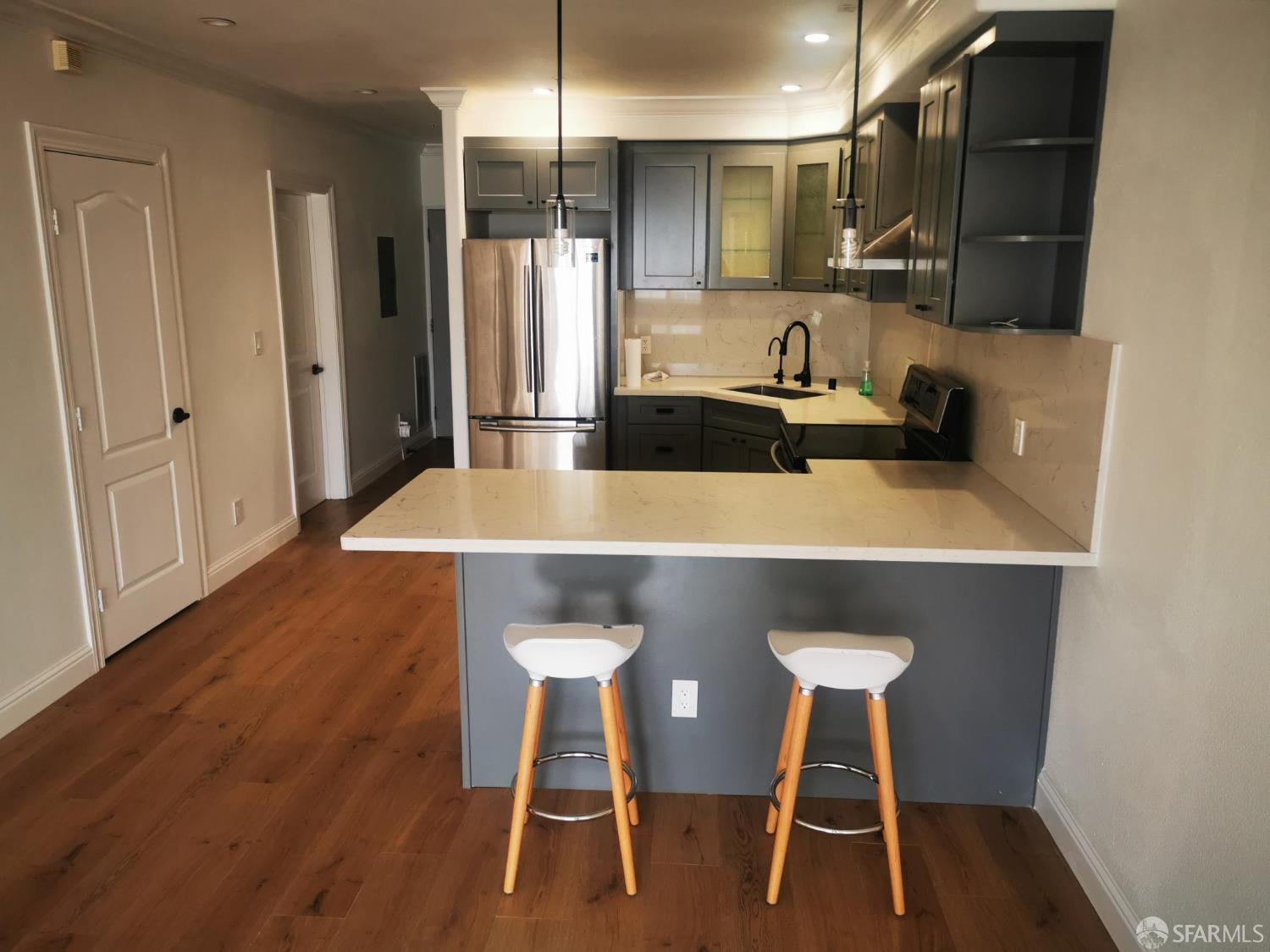 Detail Gallery Image 12 of 31 For 1233 20th Ave, San Francisco,  CA 94122 - 4 Beds | 4 Baths