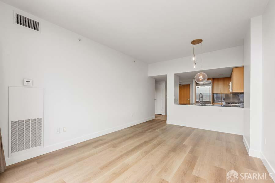 Detail Gallery Image 3 of 19 For 333 1st St #2003,  San Francisco,  CA 94105 - 1 Beds | 1 Baths