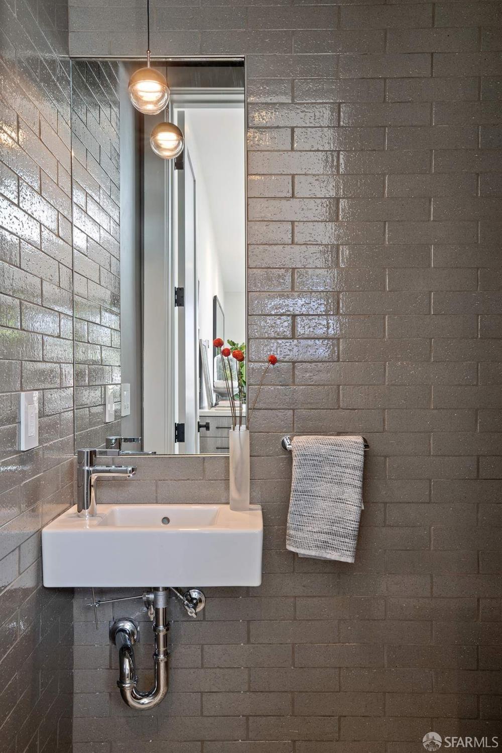 Detail Gallery Image 16 of 21 For 903 Minnesota St, San Francisco,  CA 94107 - 4 Beds | 3 Baths