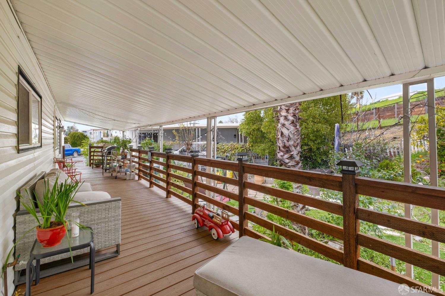 Detail Gallery Image 21 of 23 For 42 Galloway Dr, Concord,  CA 94518 - 3 Beds | 2 Baths