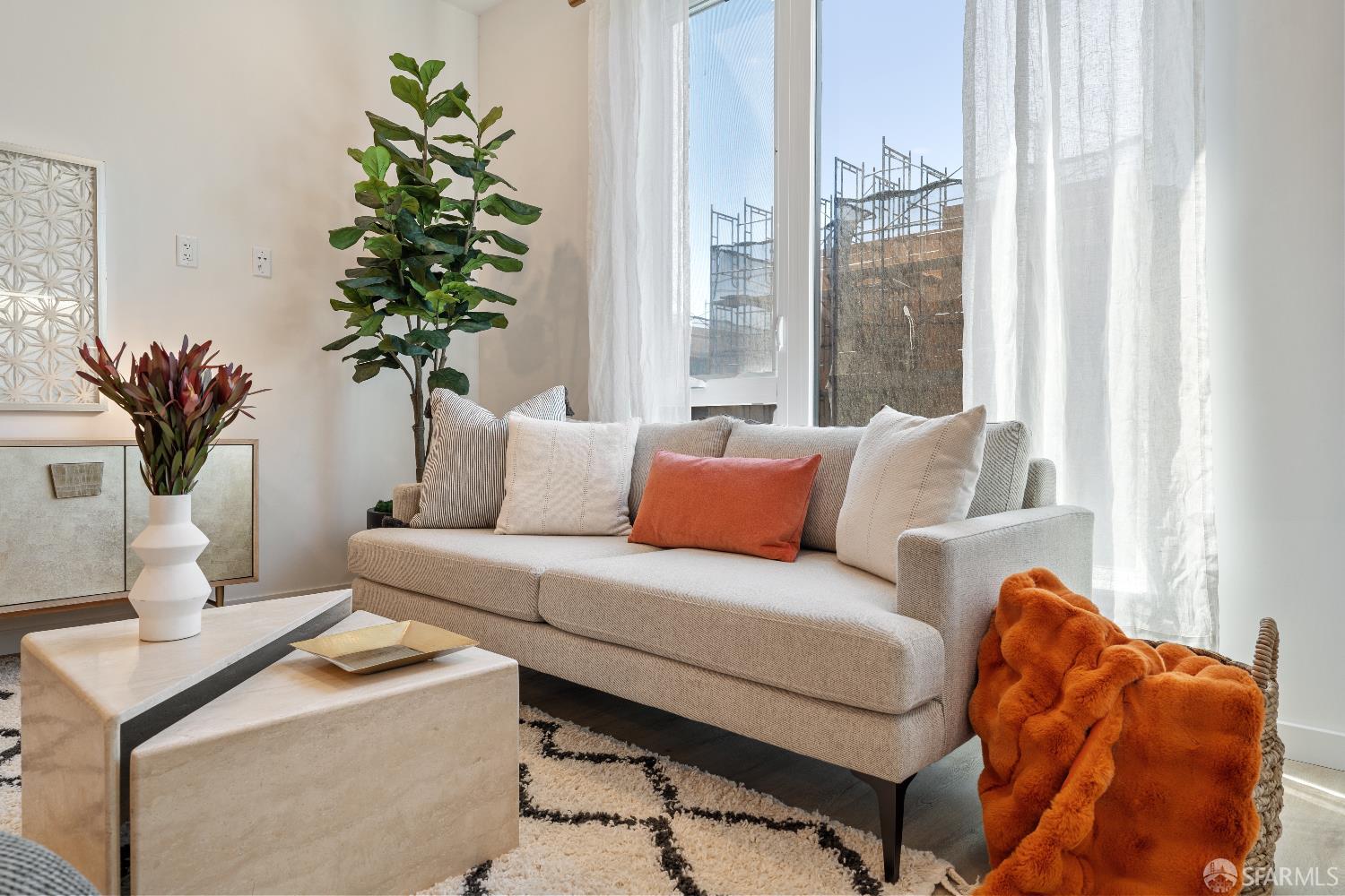 Detail Gallery Image 2 of 9 For 52 Kirkwood Ave #405,  San Francisco,  CA 94124 - 0 Beds | 1 Baths