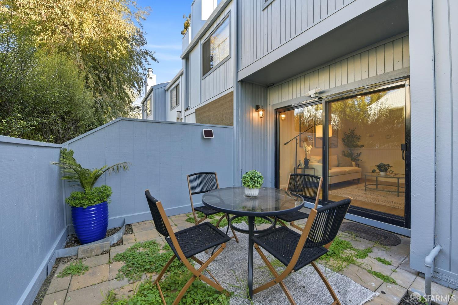 Detail Gallery Image 37 of 52 For 18005 Sunol Rd, Hayward,  CA 94541 - 2 Beds | 2/1 Baths