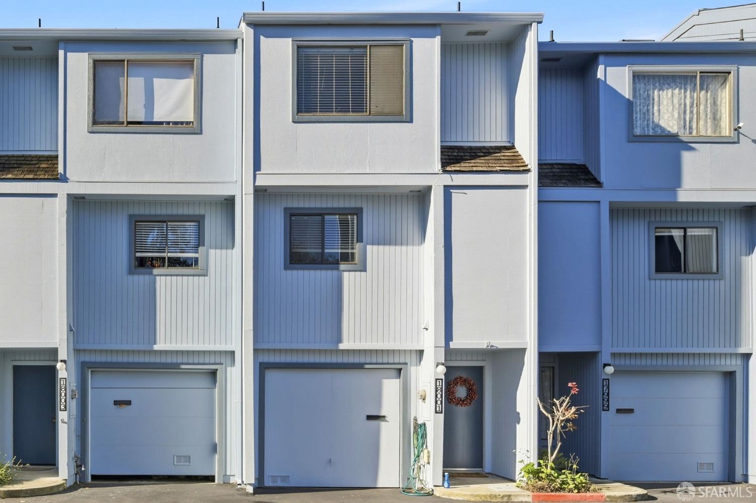 Front Image Thumbnail for SF426097781