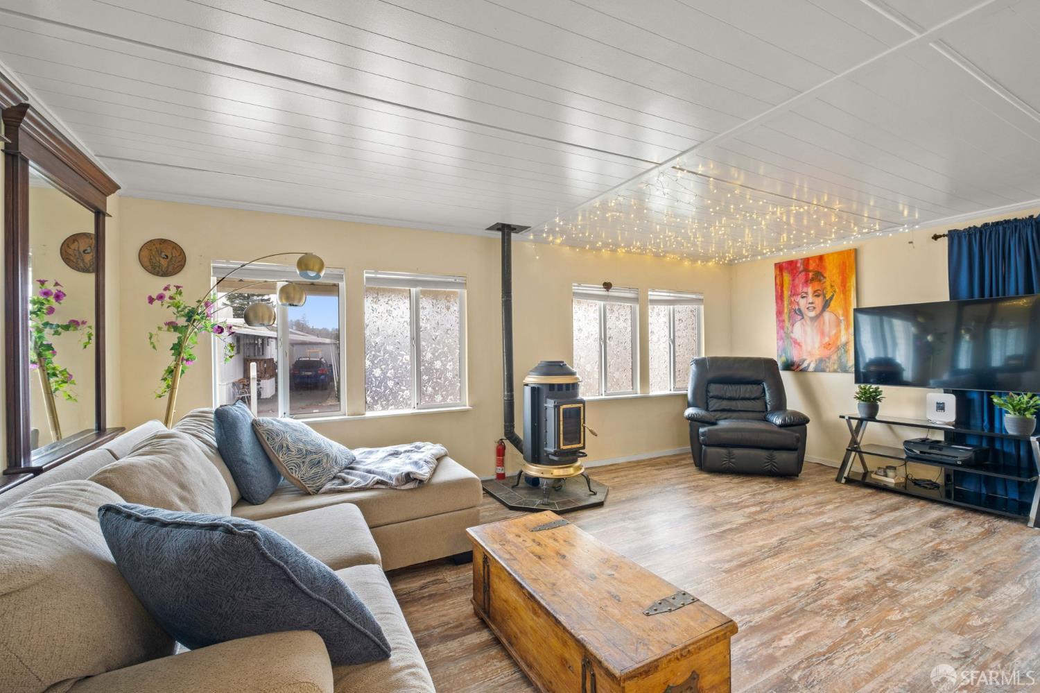 Detail Gallery Image 5 of 23 For 42 Galloway Dr, Concord,  CA 94518 - 3 Beds | 2 Baths