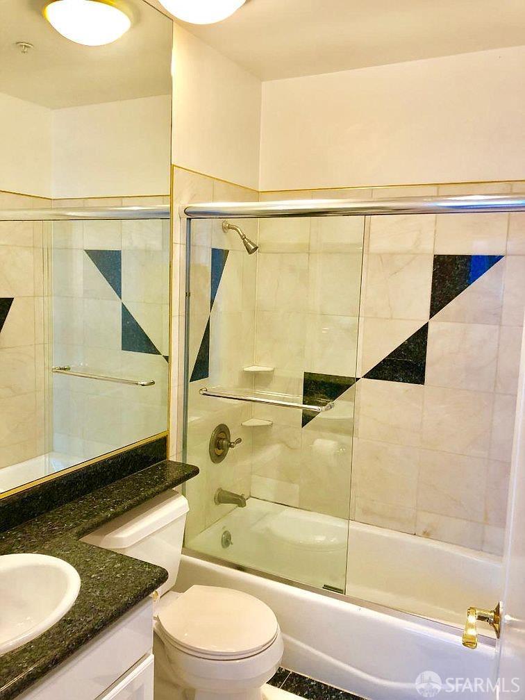 Detail Gallery Image 28 of 31 For 1233 20th Ave, San Francisco,  CA 94122 - 4 Beds | 4 Baths