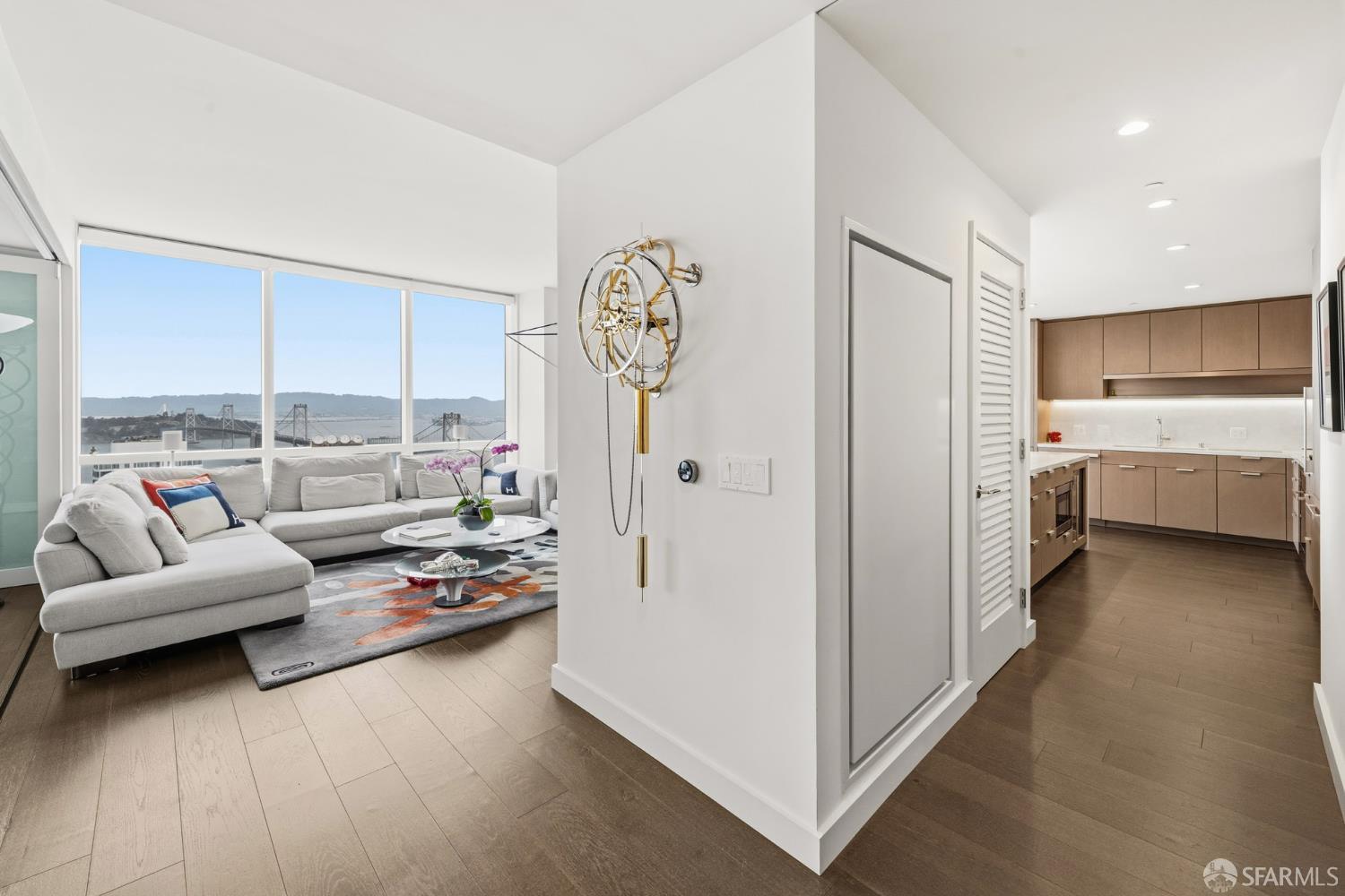 Photo #4: 426096196 Listing: Photo #4