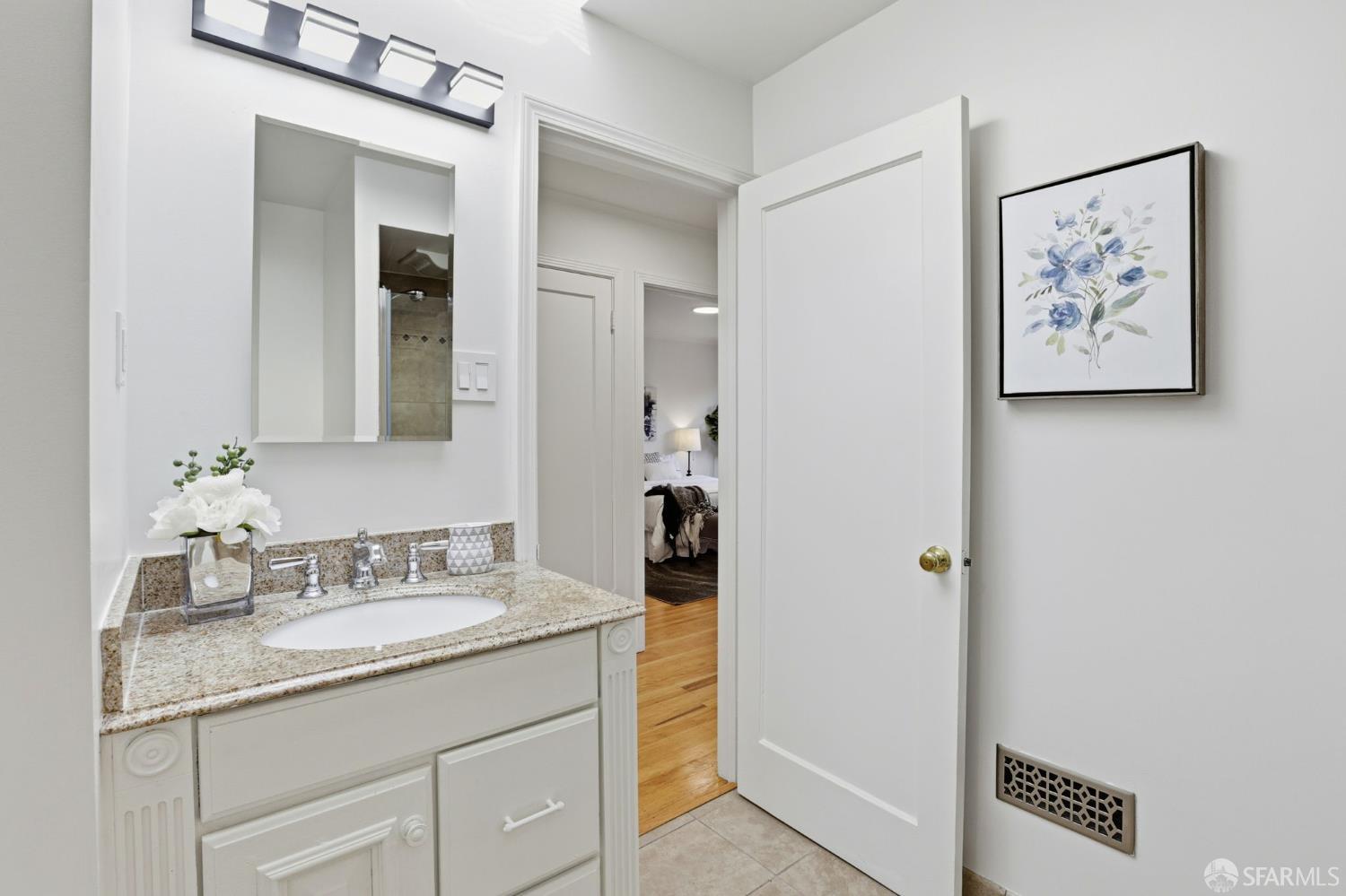 Detail Gallery Image 26 of 40 For 2006 31st Ave, San Francisco,  CA 94116 - 2 Beds | 1 Baths