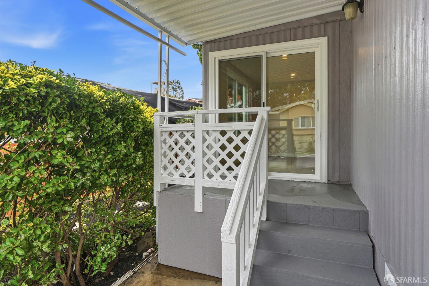 Detail Gallery Image 5 of 46 For 744 Treasure Dr, Bay Point,  CA 94565 - 2 Beds | 2 Baths