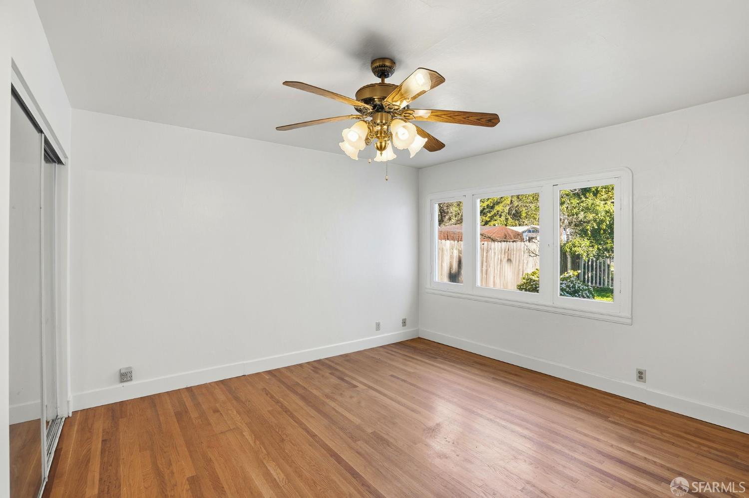 Detail Gallery Image 21 of 31 For 6383 Hillmont Dr, Oakland,  CA 94605 - 3 Beds | 1 Baths