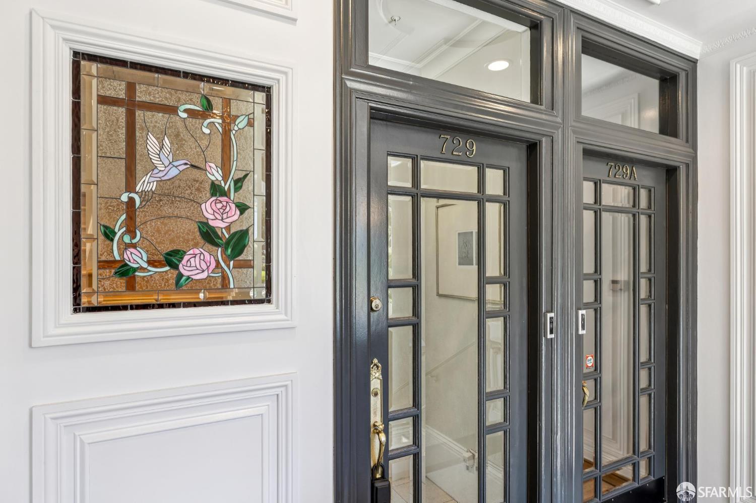 Detail Gallery Image 5 of 89 For 729 Douglass St, San Francisco,  CA 94114 - – Beds | – Baths