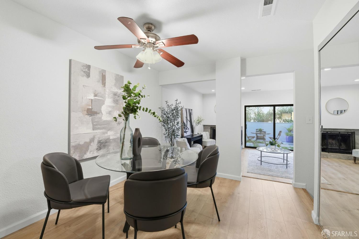 Detail Gallery Image 18 of 52 For 18005 Sunol Rd, Hayward,  CA 94541 - 2 Beds | 2/1 Baths