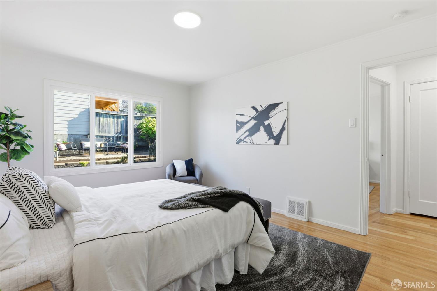 Detail Gallery Image 21 of 40 For 2006 31st Ave, San Francisco,  CA 94116 - 2 Beds | 1 Baths