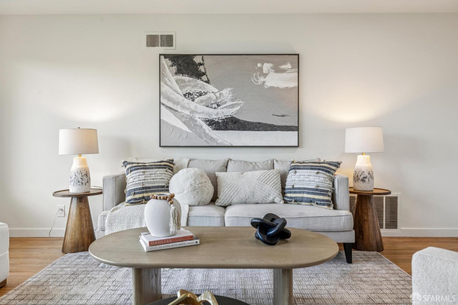 Detail Gallery Image 19 of 71 For 663 Foothill Dr, Pacifica,  CA 94044 - 3 Beds | 1/1 Baths