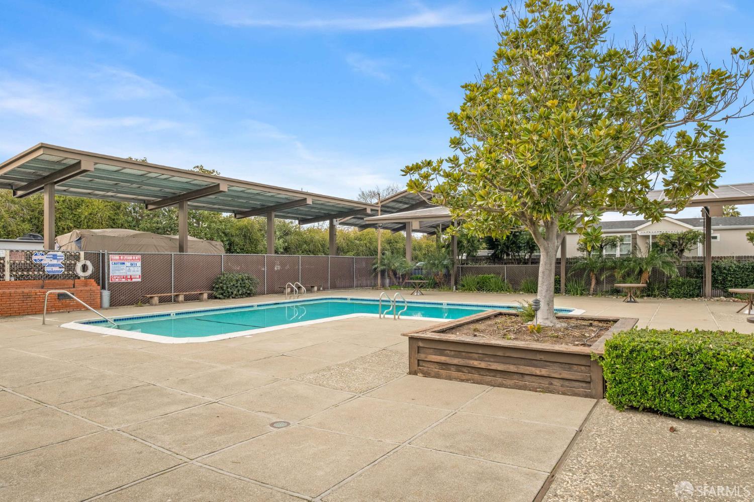 Detail Gallery Image 23 of 23 For 42 Galloway Dr, Concord,  CA 94518 - 3 Beds | 2 Baths