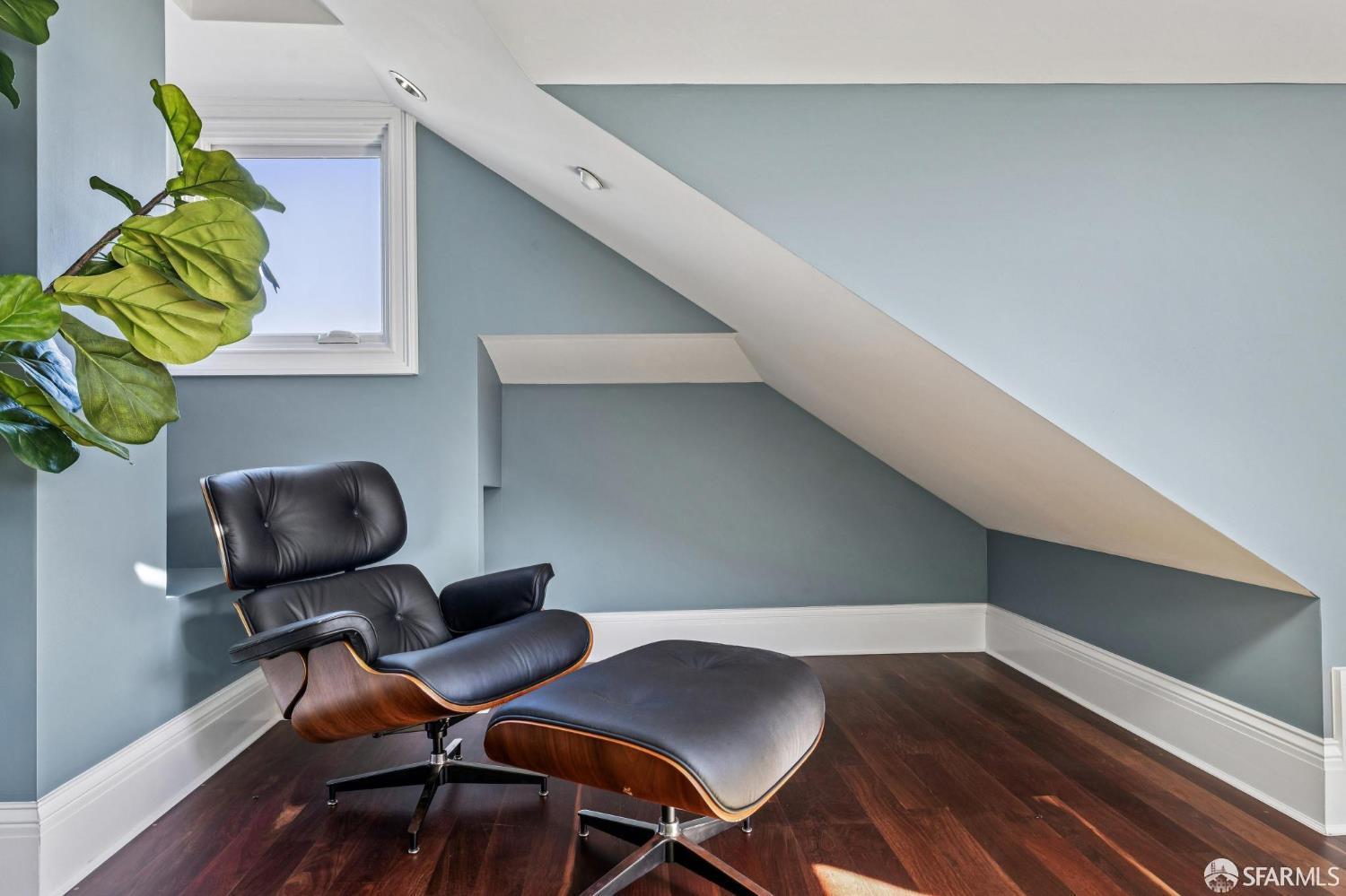 Detail Gallery Image 70 of 77 For 729 Douglass St #U,  San Francisco,  CA 94114 - 4 Beds | 4 Baths