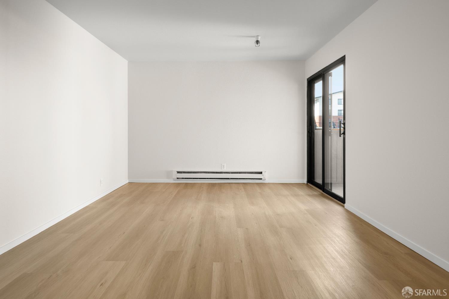 Detail Gallery Image 11 of 19 For 455 El Camino Real #307,  South San Francisco,  CA 94080 - 1 Beds | 1 Baths