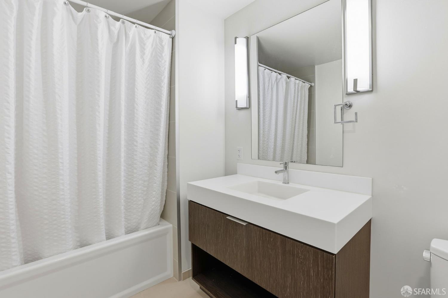 Detail Gallery Image 17 of 22 For 10 Kennedy Pl #201,  San Francisco,  CA 94124 - 1 Beds | 1 Baths