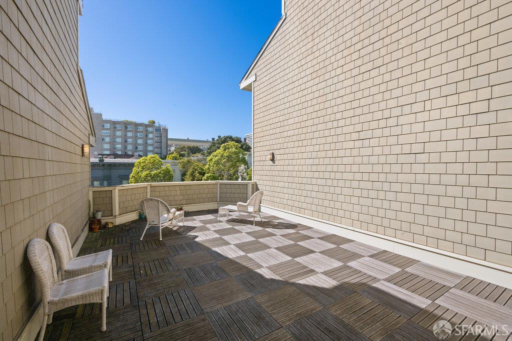Detail Gallery Image 13 of 15 For 1700 Gough St #404,  San Francisco,  CA 94109 - 2 Beds | 2 Baths