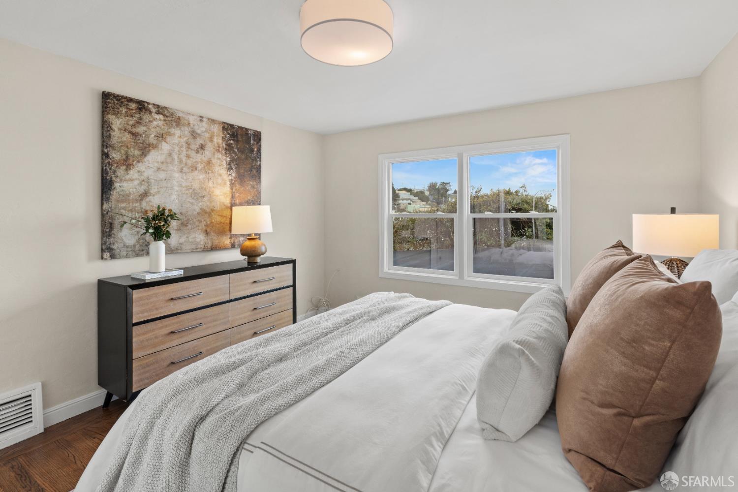 Detail Gallery Image 22 of 90 For 22 Tioga Ave, San Francisco,  CA 94134 - 3 Beds | 2 Baths