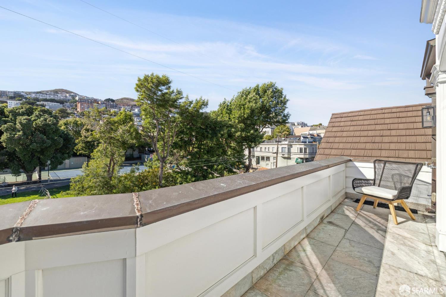 Detail Gallery Image 58 of 77 For 729 Douglass St #U,  San Francisco,  CA 94114 - 4 Beds | 4 Baths