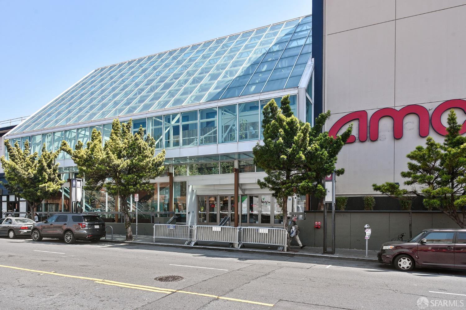 Detail Gallery Image 45 of 52 For 1869 California St #1,  San Francisco,  CA 94109 - 2 Beds | 2 Baths