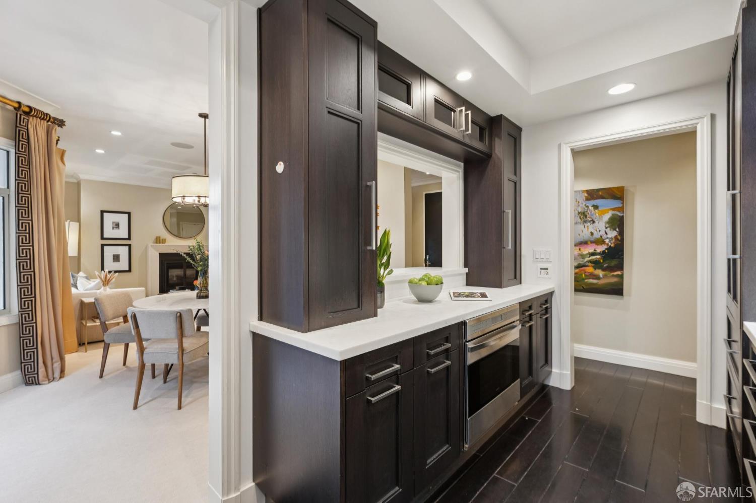 Detail Gallery Image 16 of 48 For 1150 Lombard St #18,  San Francisco,  CA 94109 - 2 Beds | 2 Baths