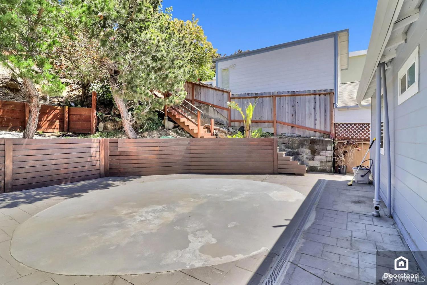 Detail Gallery Image 22 of 33 For 113 Alvarado St, Brisbane,  CA 94005 - 2 Beds | 2 Baths