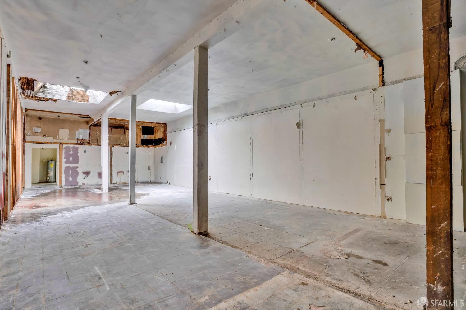 Detail Gallery Image 14 of 34 For 5300 Foothill Blvd, Oakland,  CA 94601 - – Beds | – Baths