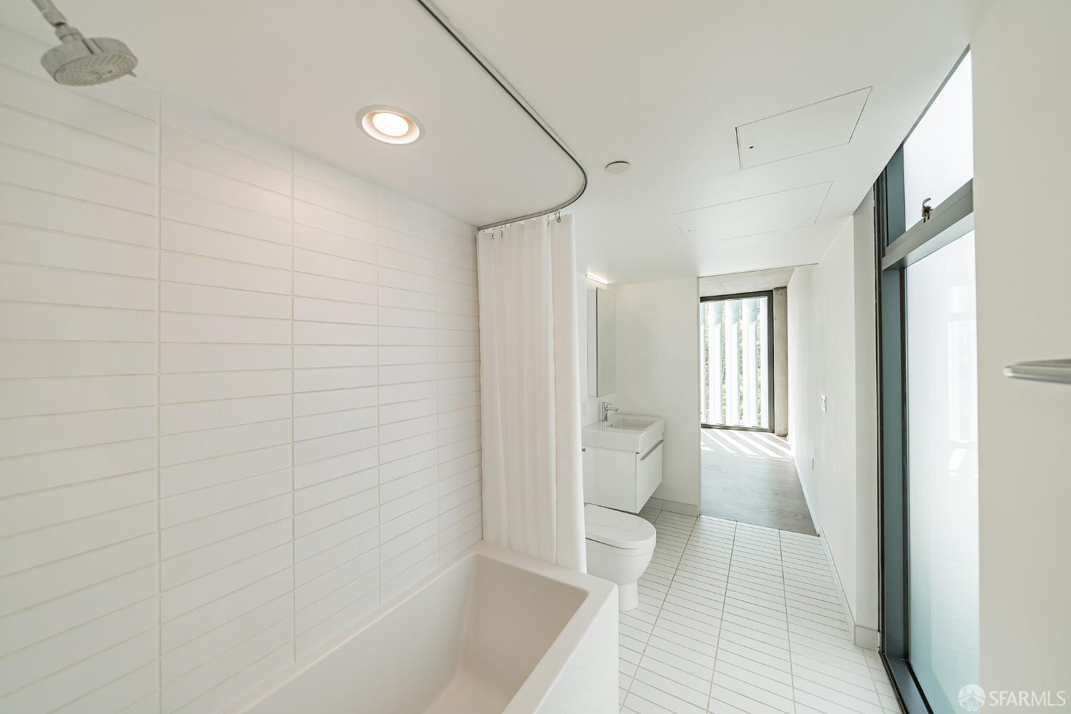 Detail Gallery Image 17 of 29 For 8 Octavia St #505,  San Francisco,  CA 94102 - 1 Beds | 1 Baths